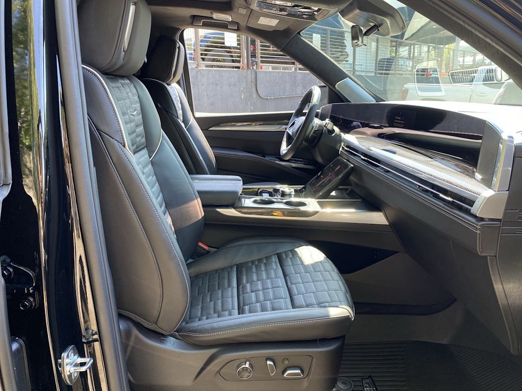 Thumbnail: 2026 Cadillac Escalade - 23