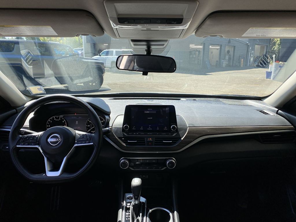 Thumbnail: 2024 Nissan Altima - 10