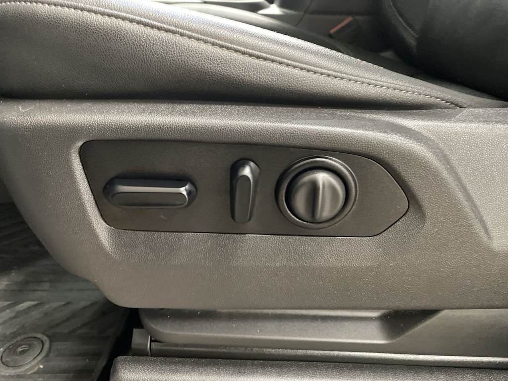 Thumbnail: 2021 Chevrolet Silverado 1500 - 22