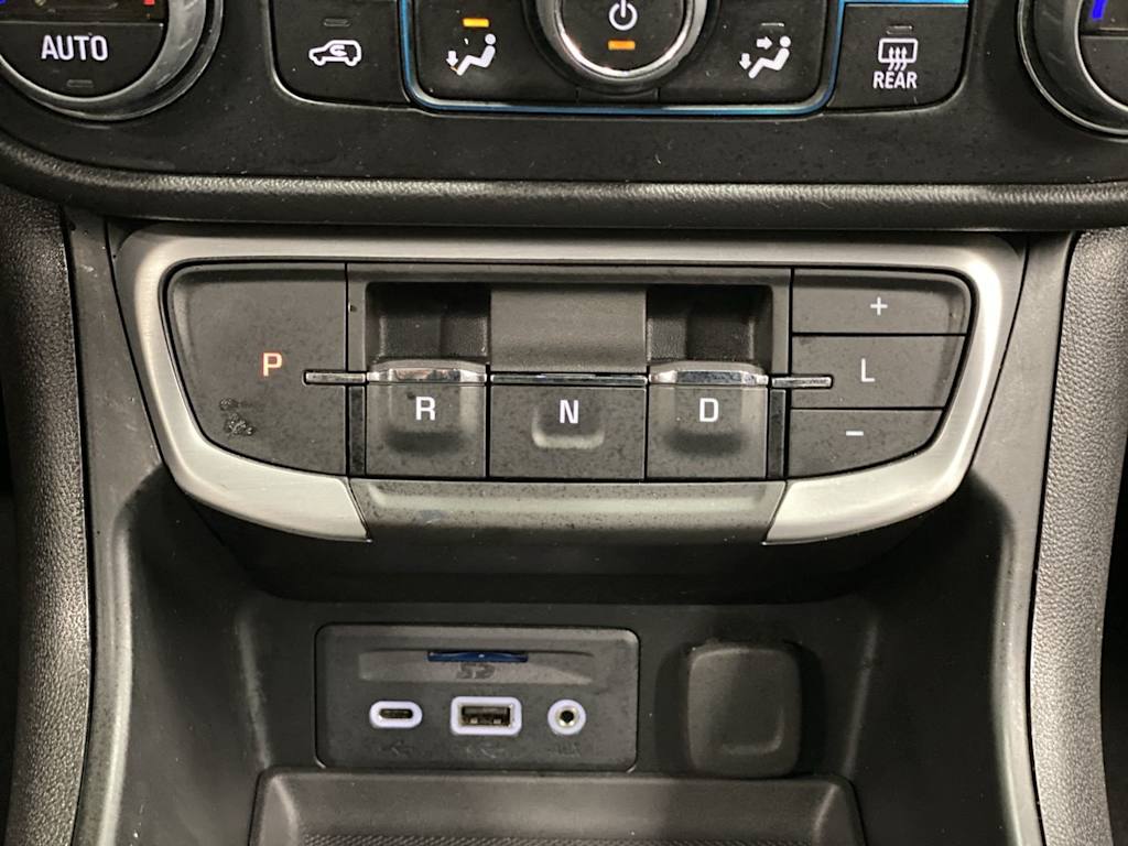 Thumbnail: 2023 GMC Terrain - 31