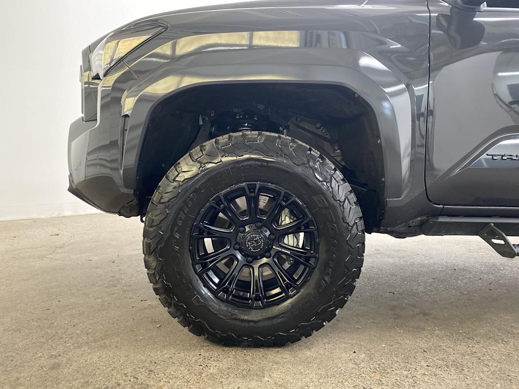 Thumbnail: 2024 Toyota Tacoma - 8
