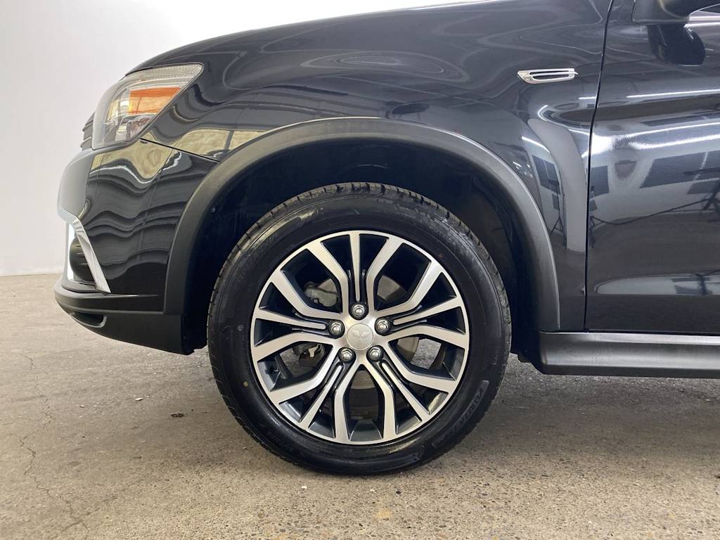 Thumbnail: 2018 Mitsubishi Outlander Sport - 7