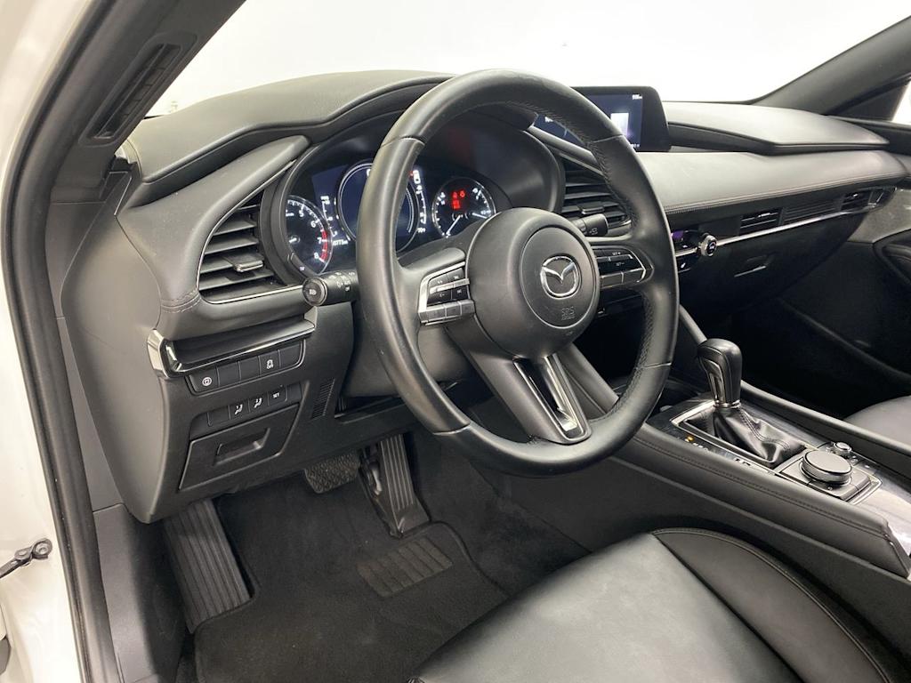 Thumbnail: 2020 Mazda Mazda3 - 2
