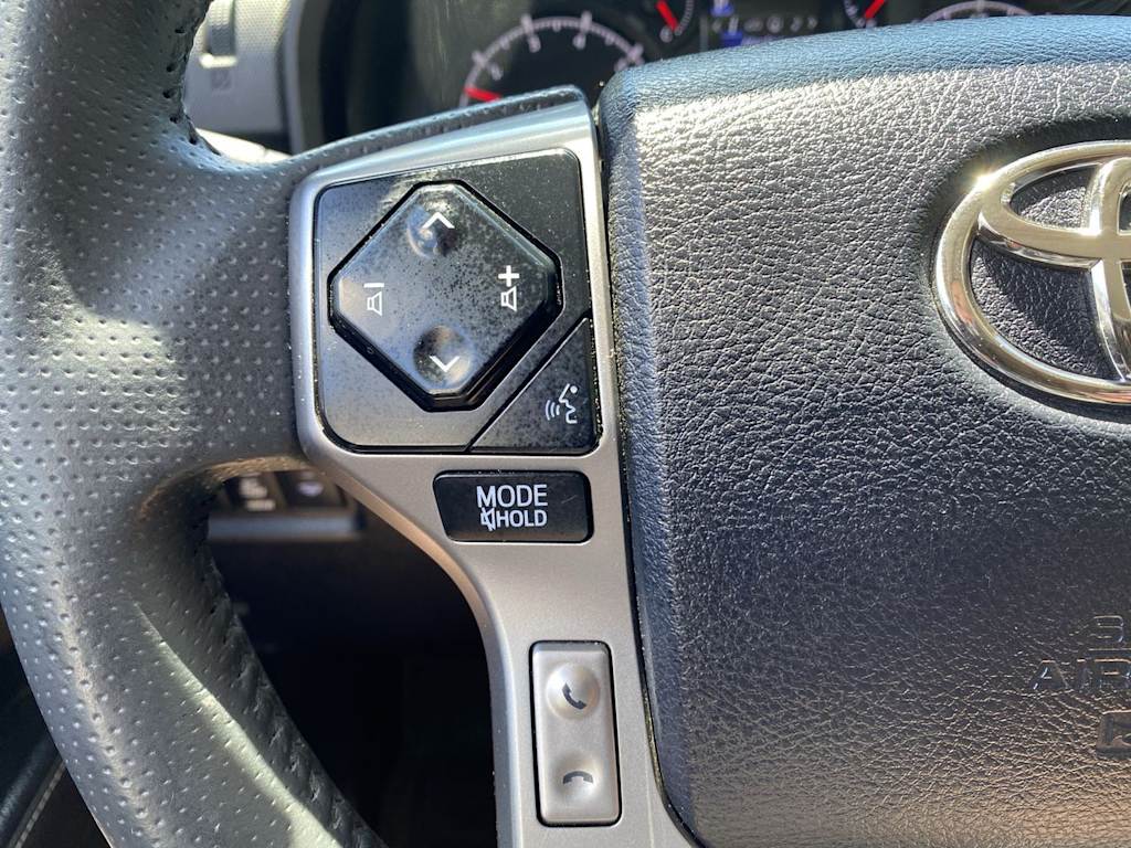 Thumbnail: 2022 Toyota 4Runner - 27
