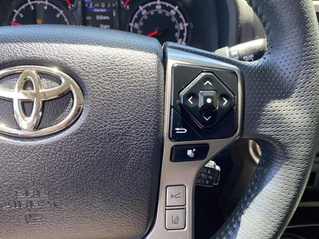 Thumbnail: 2022 Toyota 4Runner - 28