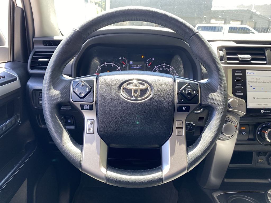 Thumbnail: 2022 Toyota 4Runner - 14