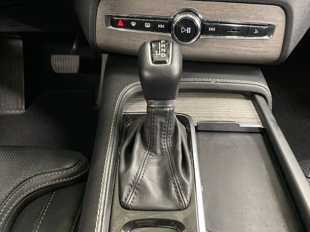 Thumbnail: 2022 Volvo XC90 - 15