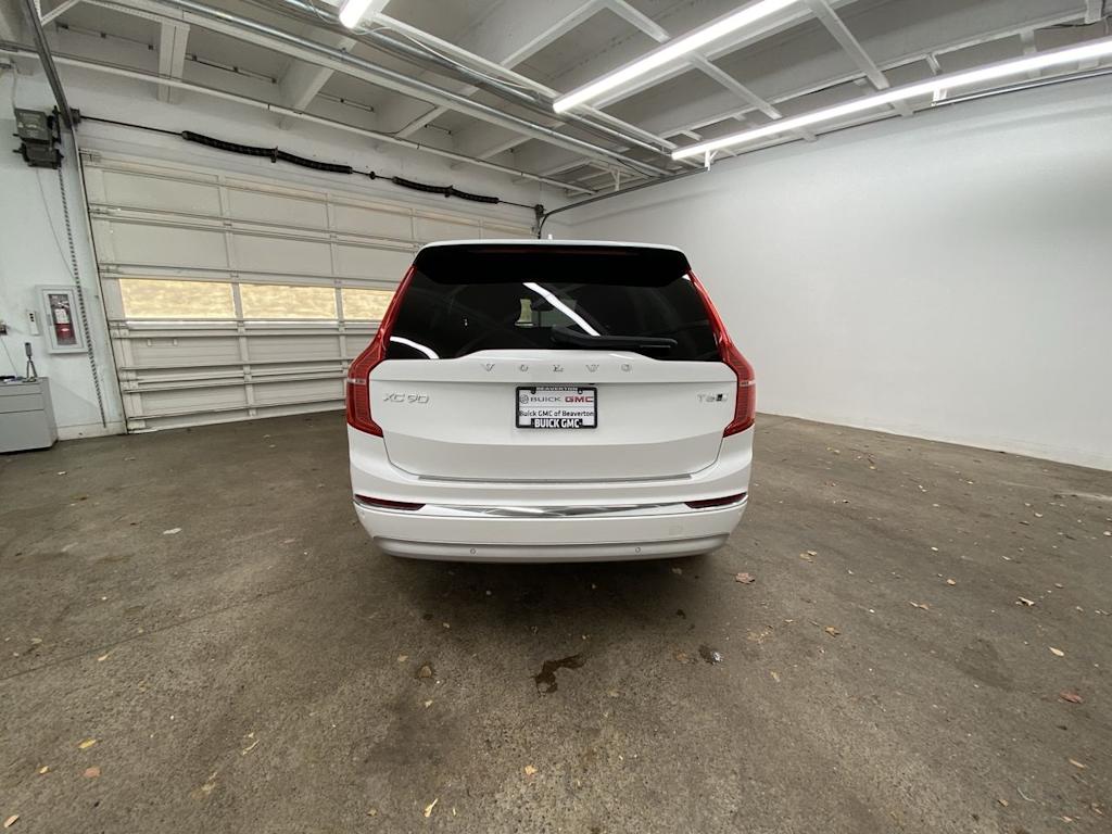 Thumbnail: 2022 Volvo XC90 - 18