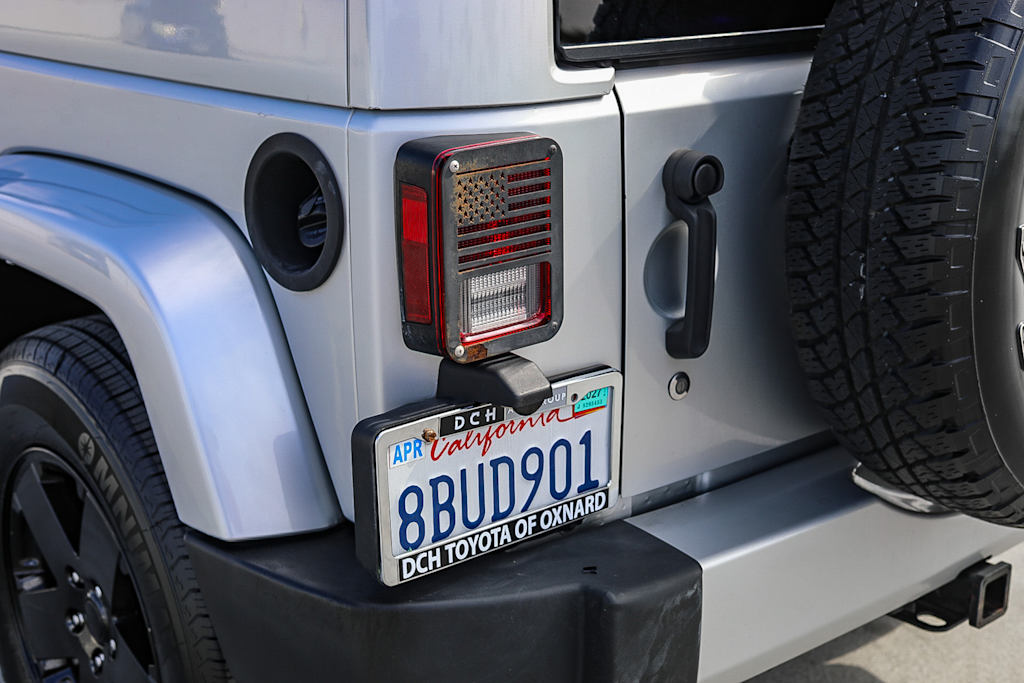 Thumbnail: 2012 Jeep Wrangler - 21