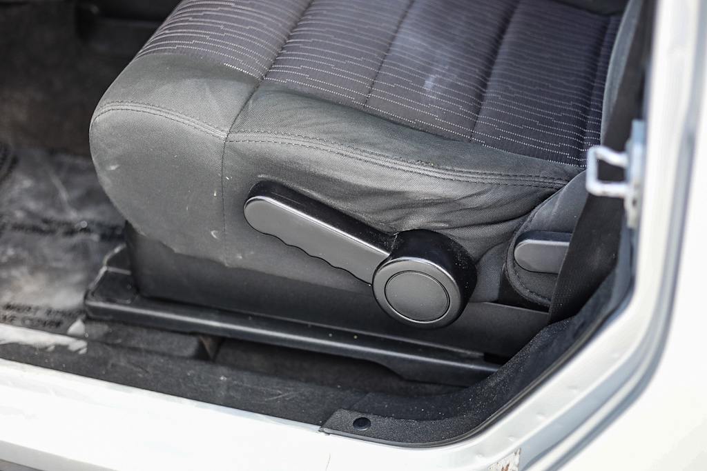 Thumbnail: 2012 Jeep Wrangler - 23