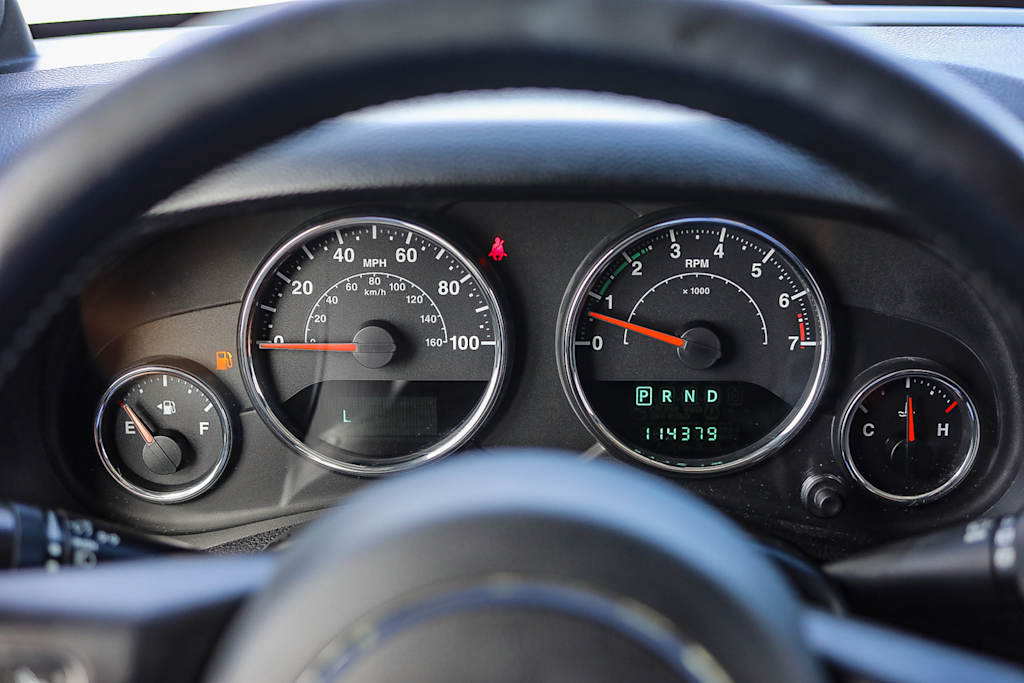 Thumbnail: 2012 Jeep Wrangler - 16