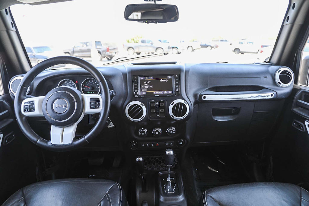 Thumbnail: 2015 Jeep Wrangler - 2