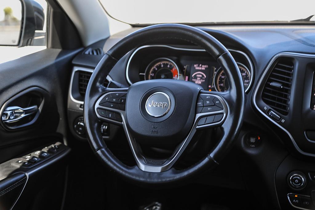 Thumbnail: 2021 Jeep Cherokee - 11
