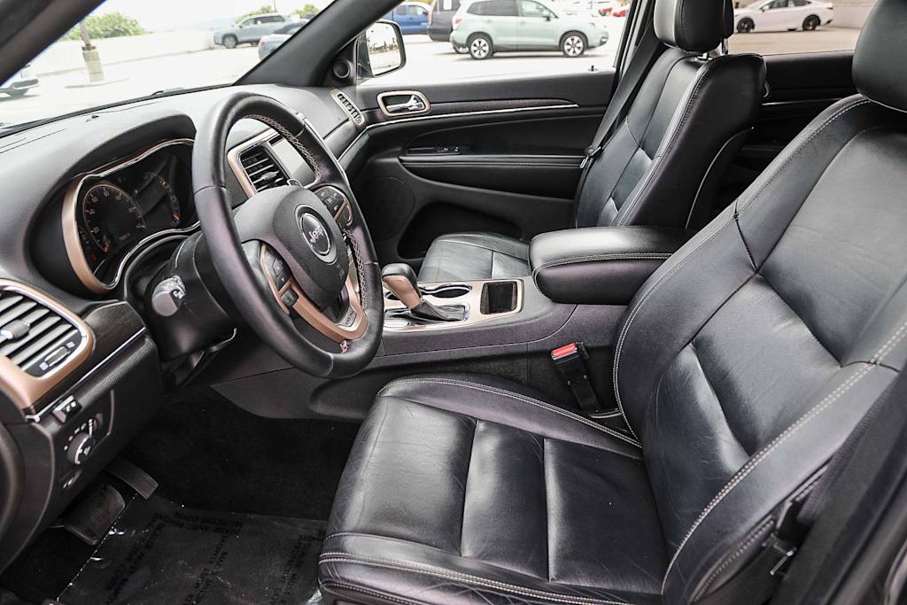 Thumbnail: 2017 Jeep Grand Cherokee - 21