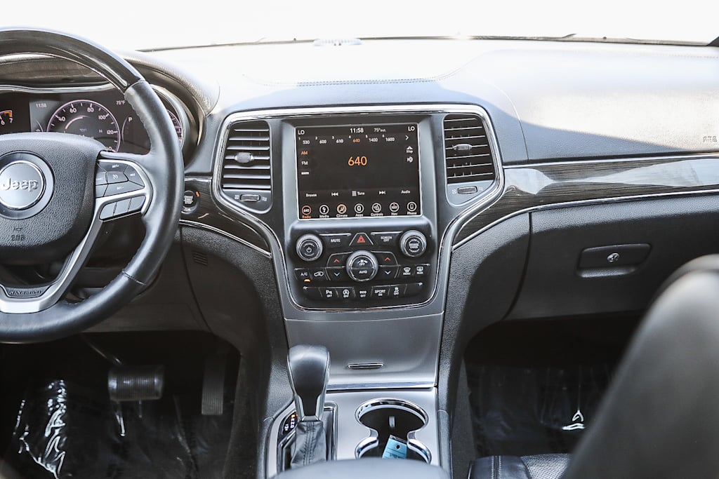 Thumbnail: 2018 Jeep Grand Cherokee - 9