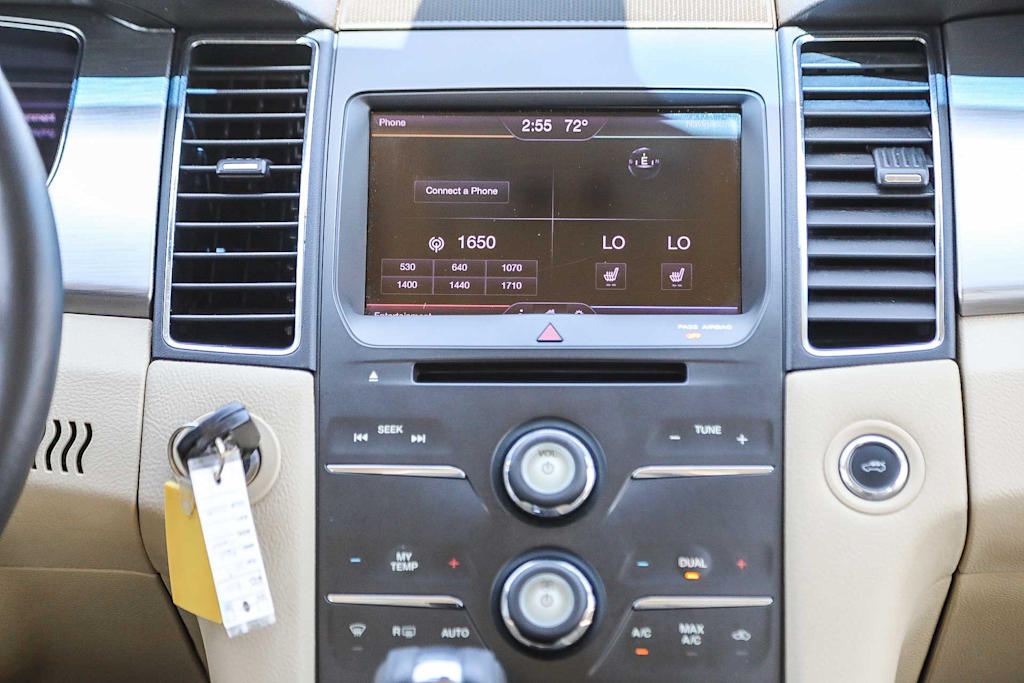 Thumbnail: 2013 Ford Taurus - 14