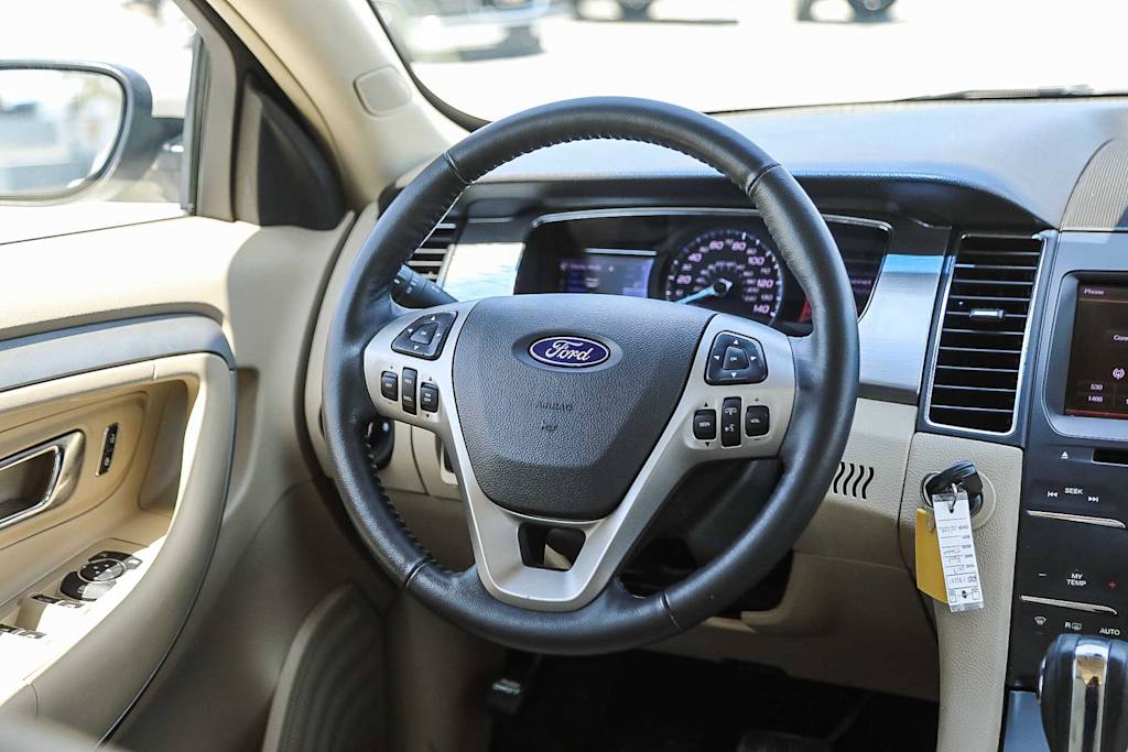Thumbnail: 2013 Ford Taurus - 13