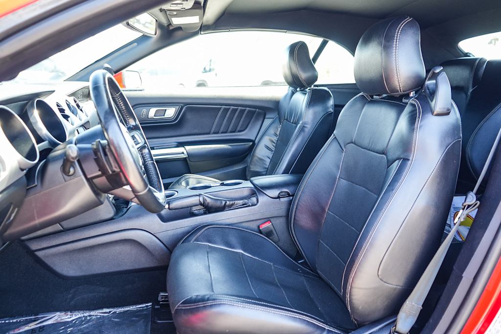 Thumbnail: 2020 Ford Mustang - 10