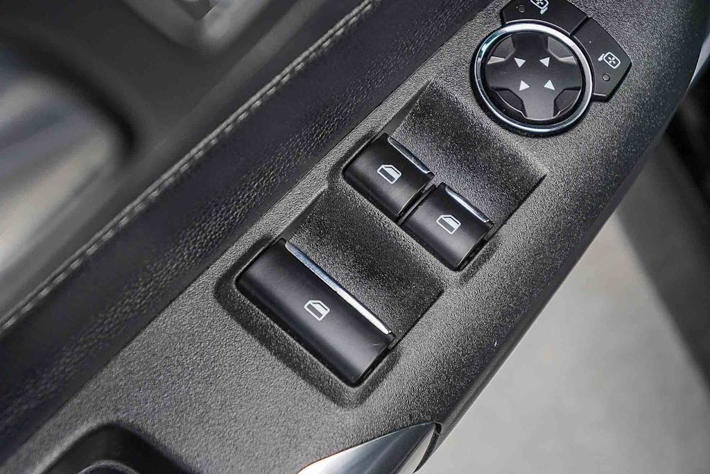 Thumbnail: 2022 Ford Mustang - 26