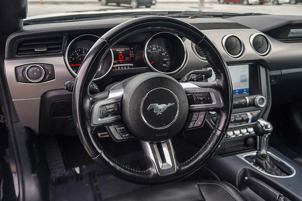 Thumbnail: 2022 Ford Mustang - 9