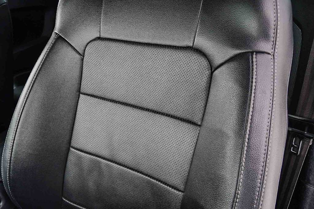 Thumbnail: 2022 Ford Mustang - 30