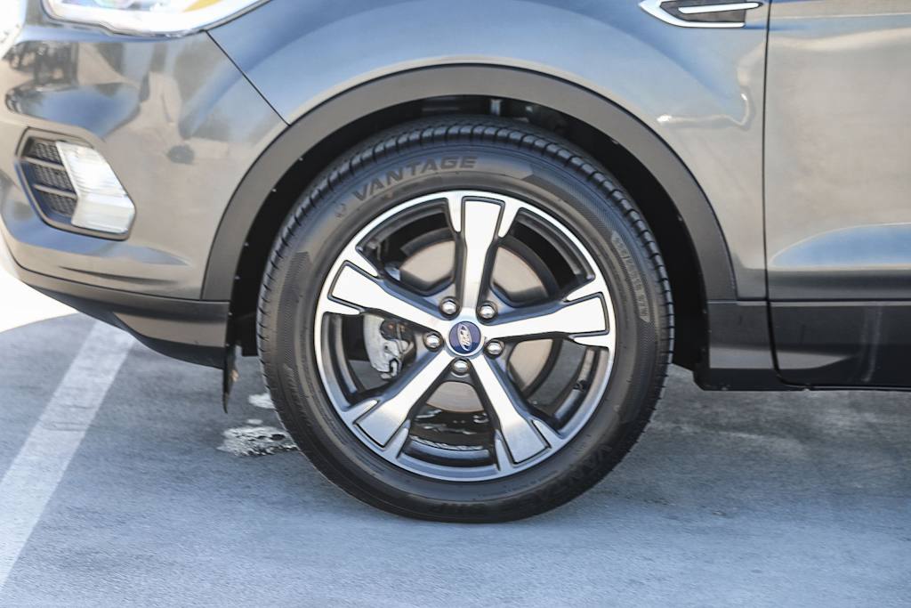 Thumbnail: 2018 Ford Escape - 6