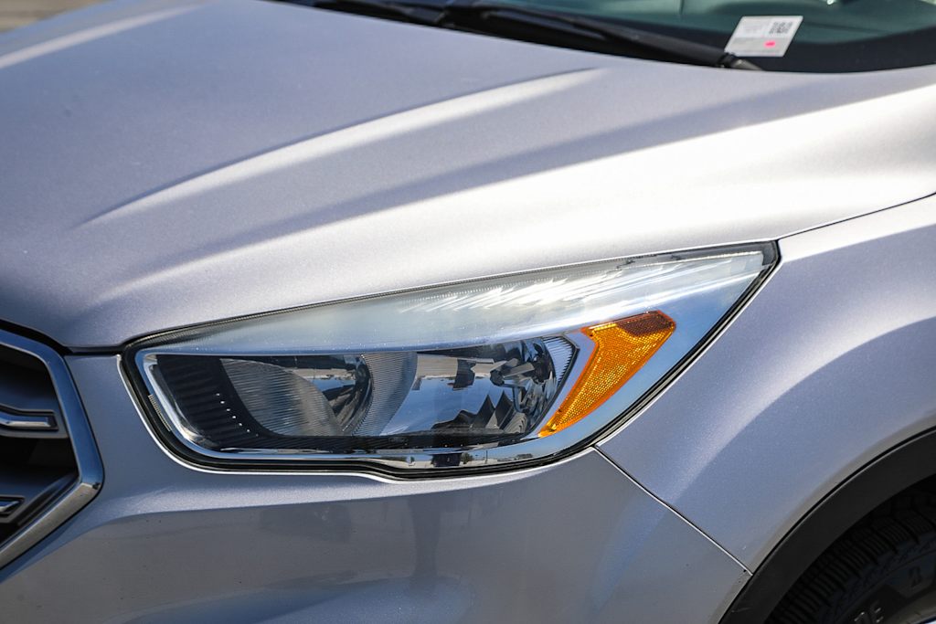 Thumbnail: 2017 Ford Escape - 17