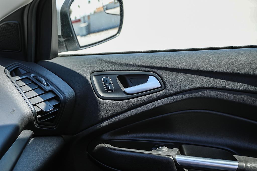 Thumbnail: 2017 Ford Escape - 20