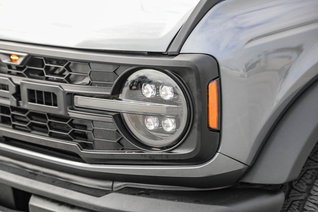 Thumbnail: 2023 Ford Bronco - 18