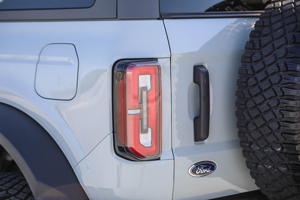 Thumbnail: 2022 Ford Bronco - 19