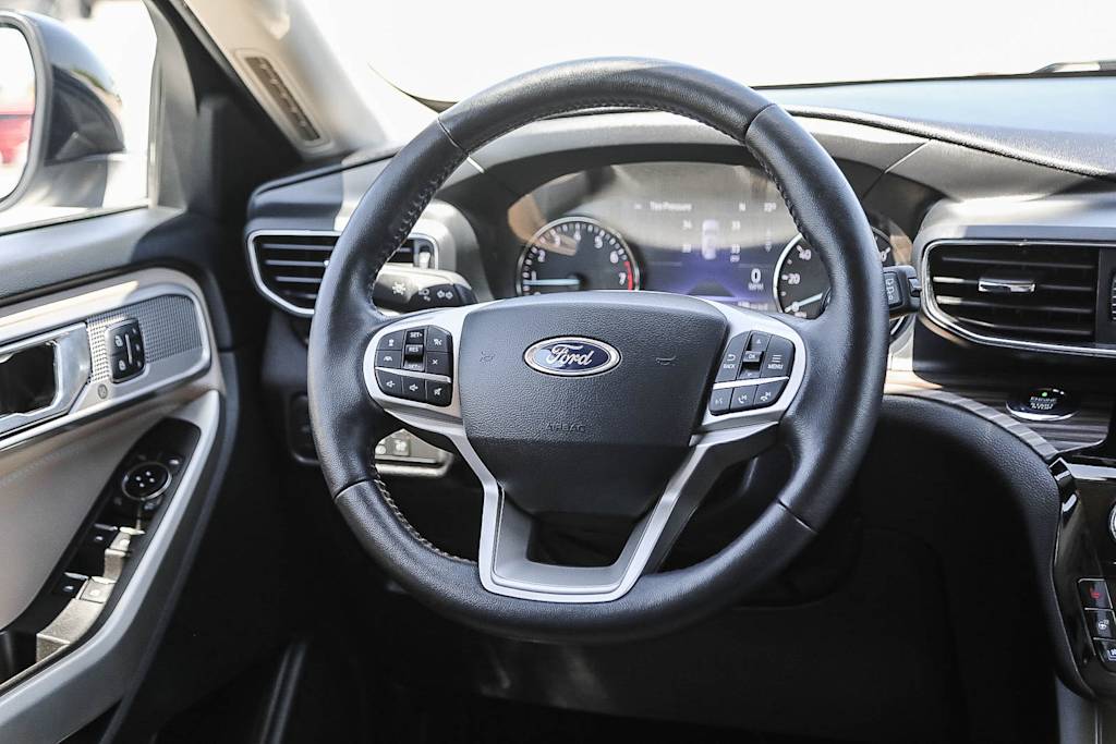 Thumbnail: 2021 Ford Explorer - 12