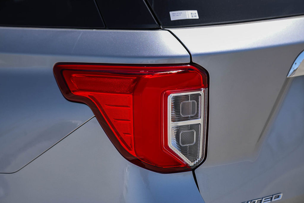 Thumbnail: 2021 Ford Explorer - 20