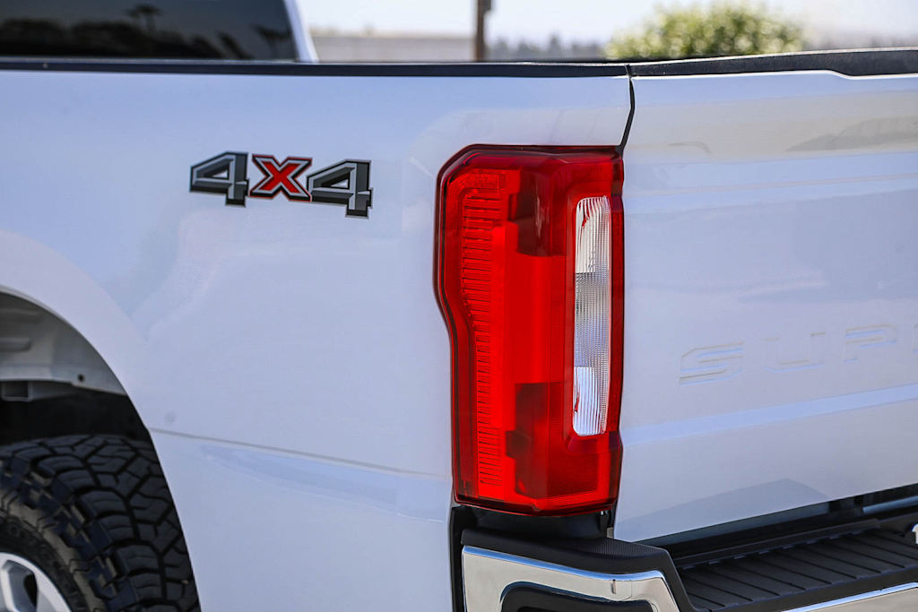 Thumbnail: 2024 Ford F-250 - 17