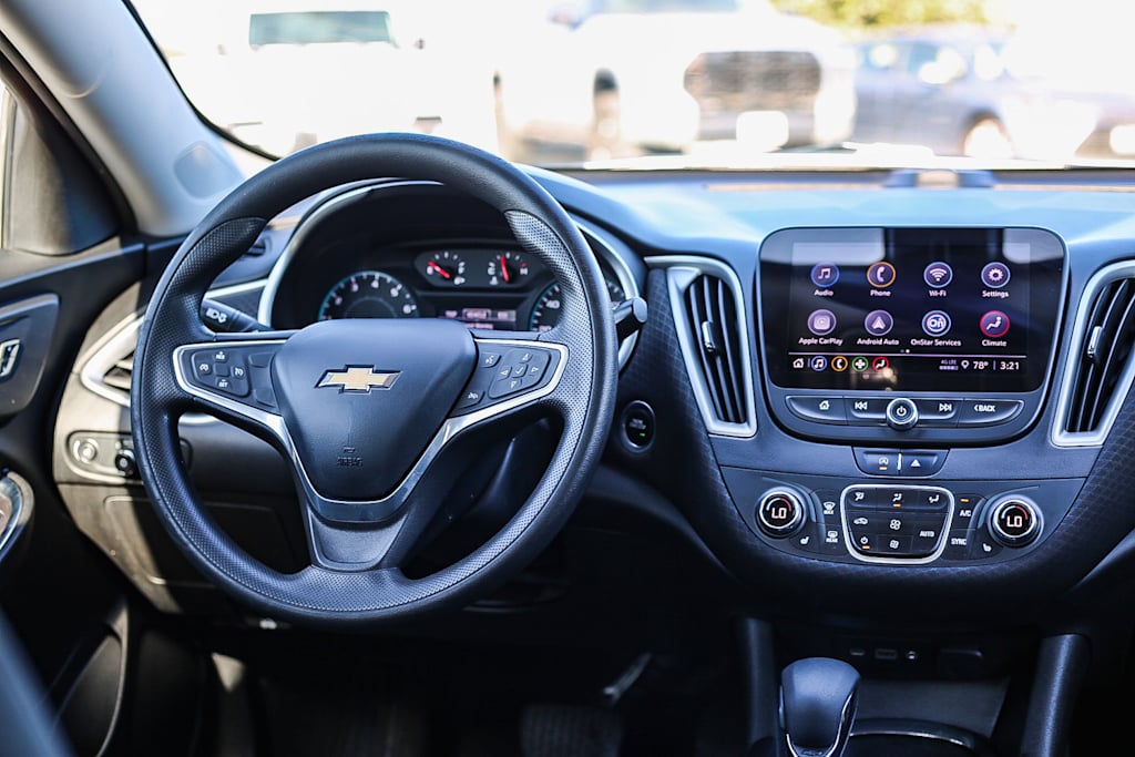 Thumbnail: 2022 Chevrolet Malibu - 2