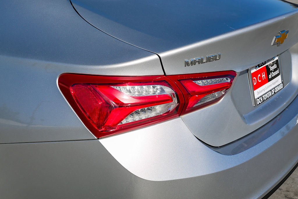 Thumbnail: 2022 Chevrolet Malibu - 20