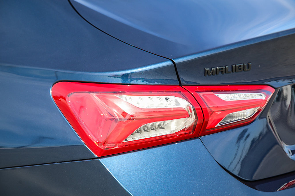 Thumbnail: 2022 Chevrolet Malibu - 20