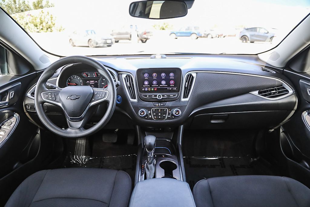 Thumbnail: 2022 Chevrolet Malibu - 2