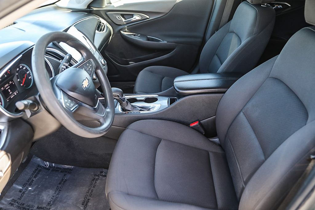 Thumbnail: 2021 Chevrolet Malibu - 10