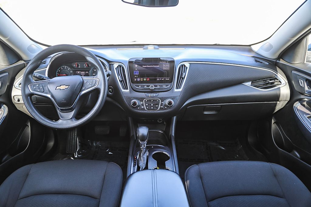 Thumbnail: 2021 Chevrolet Malibu - 2