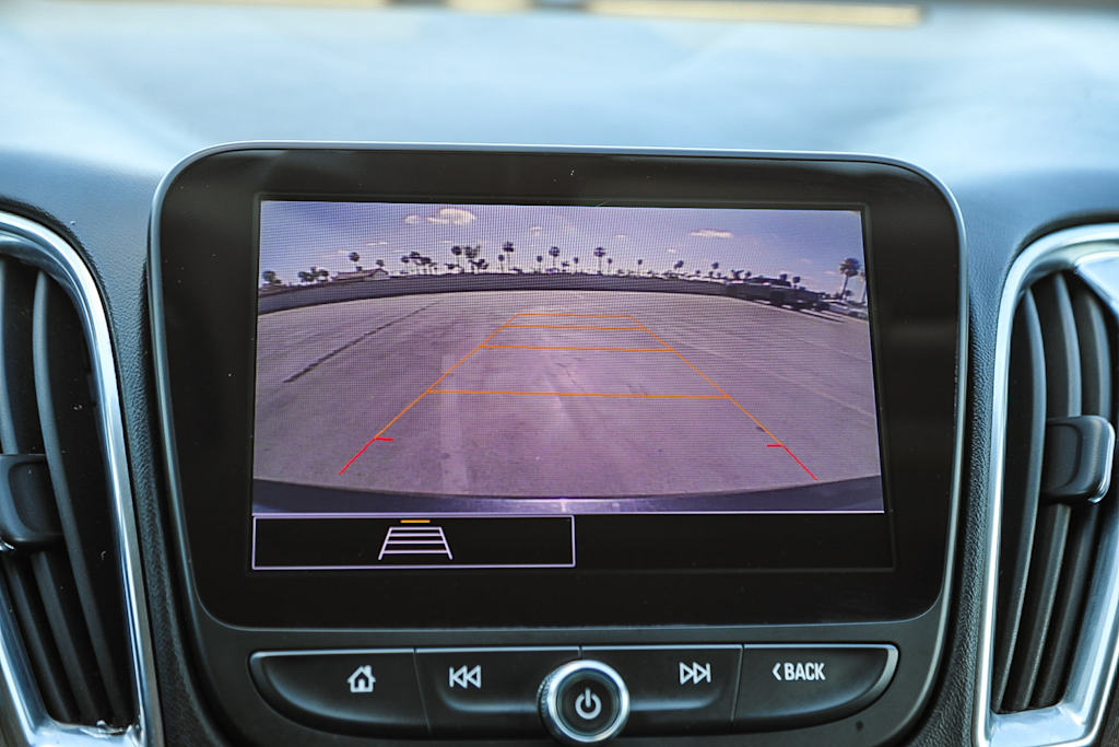 Thumbnail: 2021 Chevrolet Malibu - 25