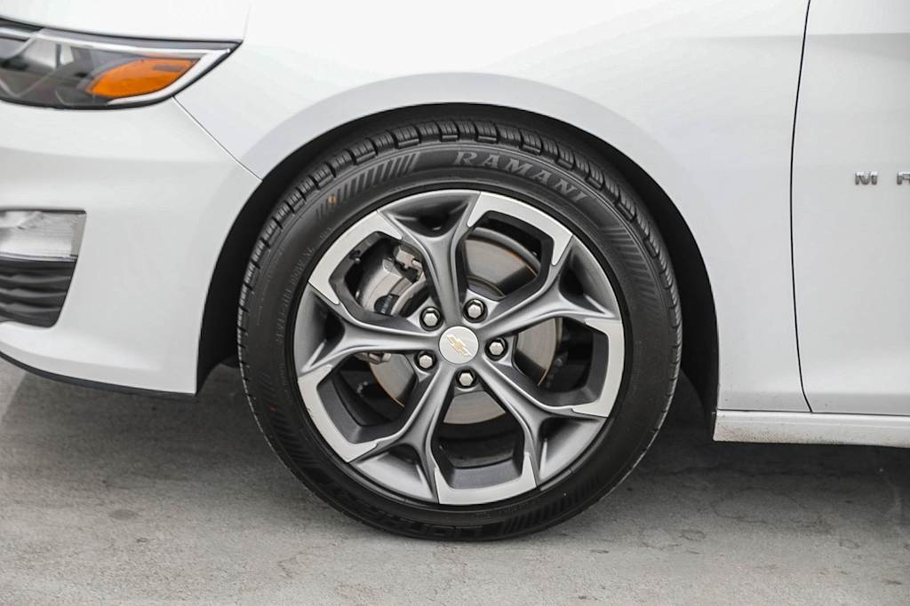 Thumbnail: 2024 Chevrolet Malibu - 6