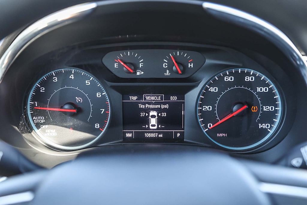 Thumbnail: 2017 Chevrolet Malibu - 15