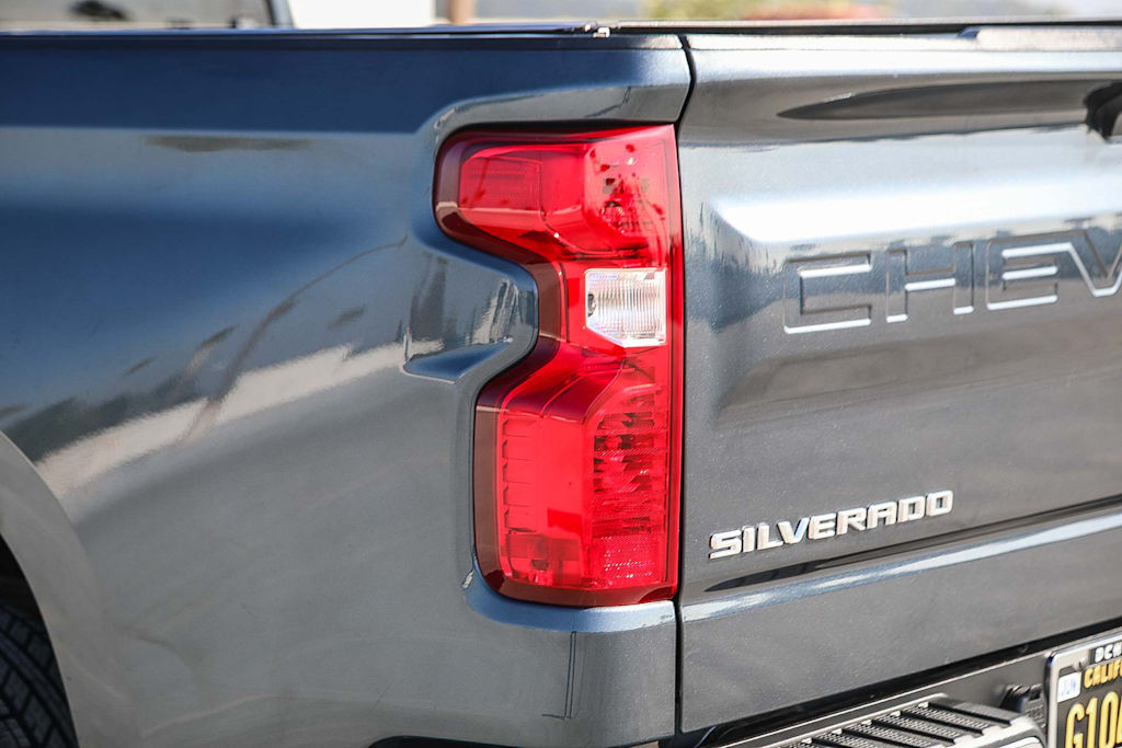 Thumbnail: 2021 Chevrolet Silverado 1500 - 20