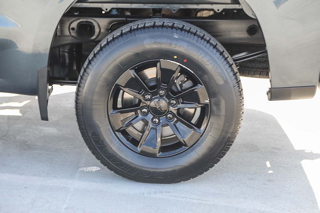 Thumbnail: 2021 Chevrolet Silverado 1500 - 21