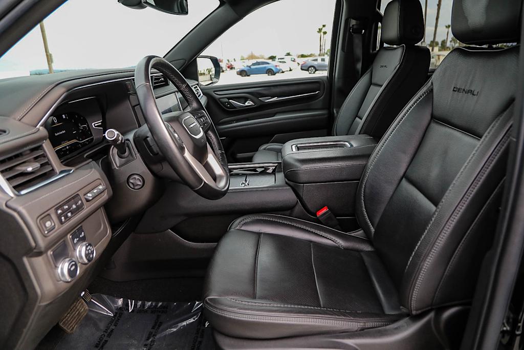 Thumbnail: 2022 GMC Yukon XL - 11