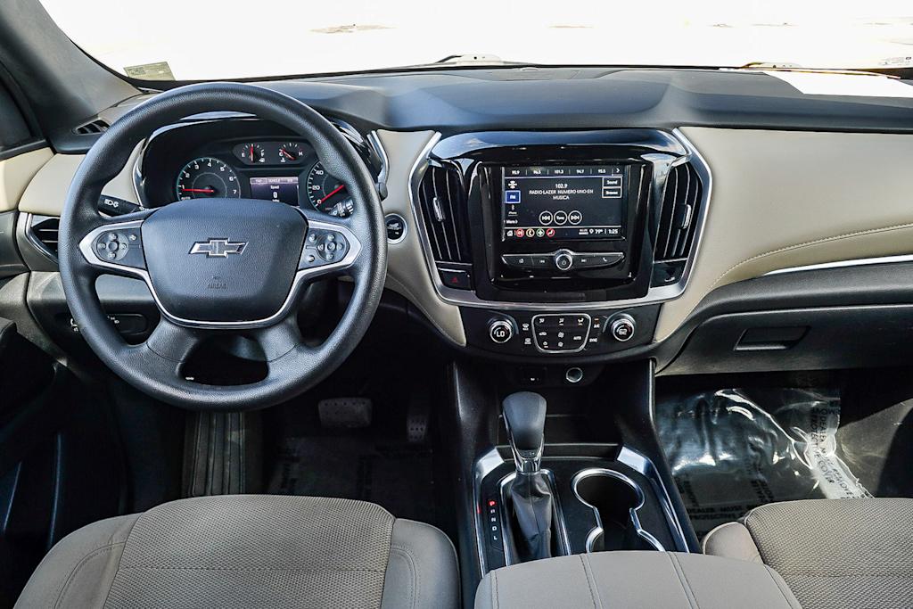 Thumbnail: 2022 Chevrolet Traverse - 2