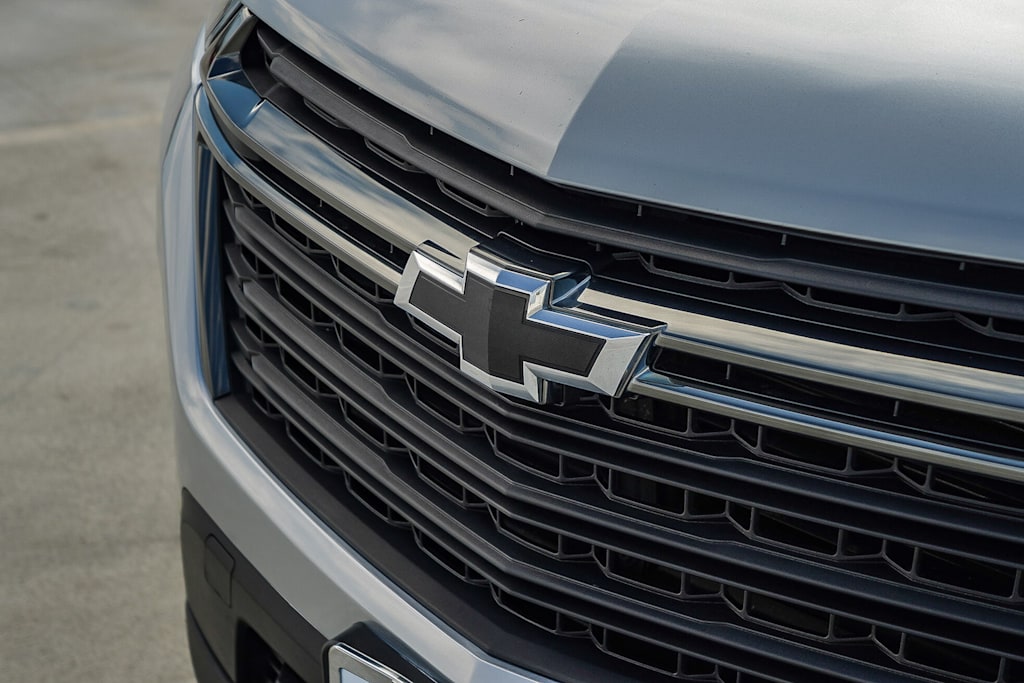 Thumbnail: 2022 Chevrolet Traverse - 6