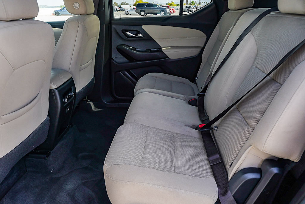 Thumbnail: 2022 Chevrolet Traverse - 12