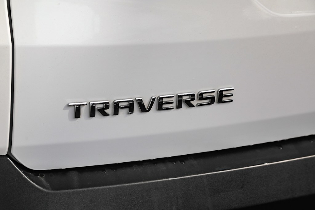 2019 Chevrolet Traverse LS 22