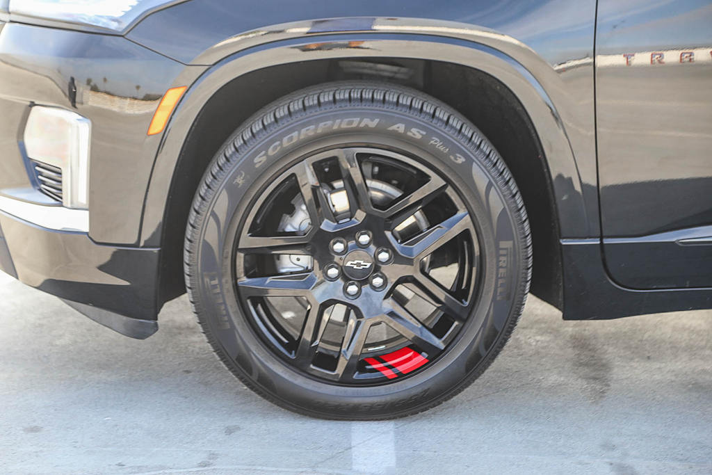 Thumbnail: 2023 Chevrolet Traverse - 6